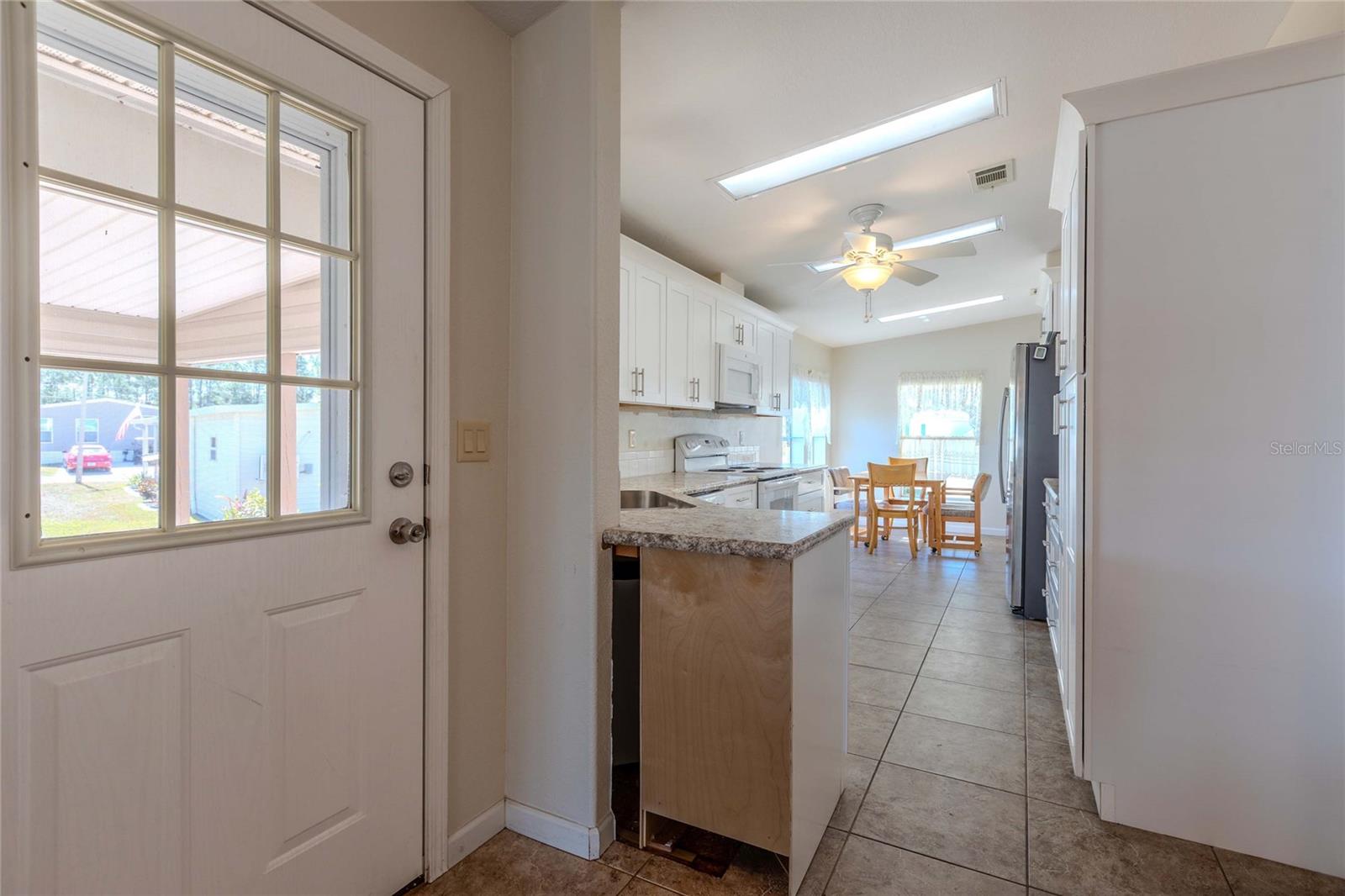 Image 20 of 52 For 2100 Kings Highway Lane 1064