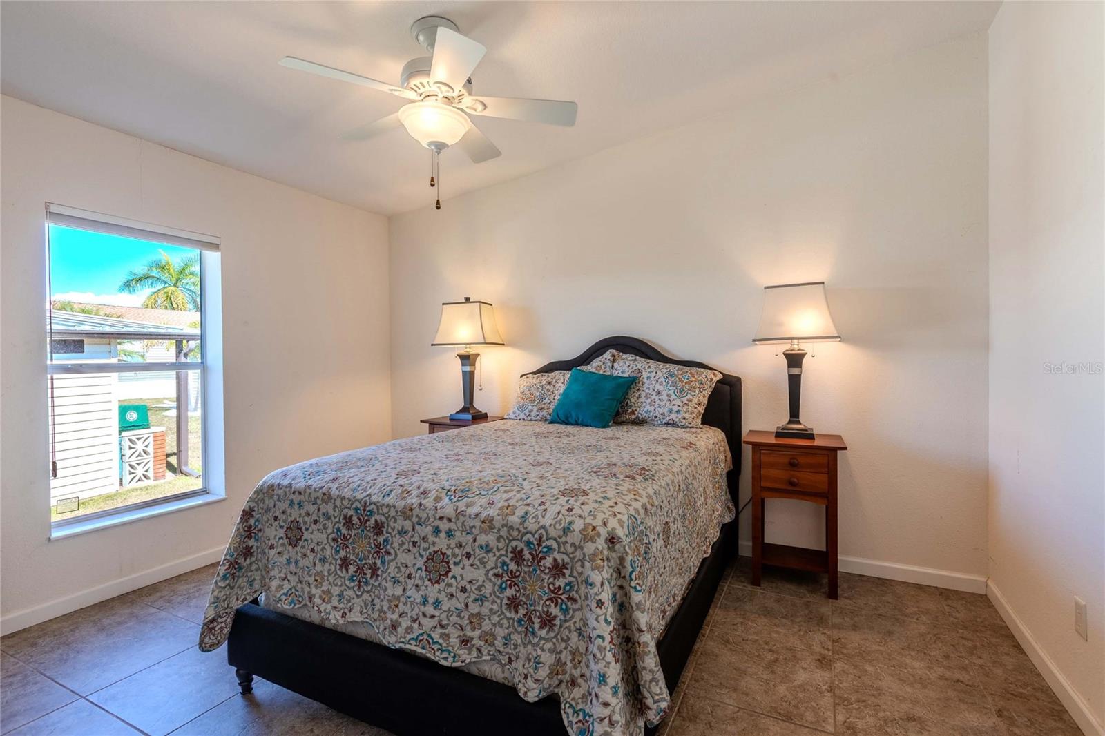 Image 30 of 52 For 2100 Kings Highway Lane 1064