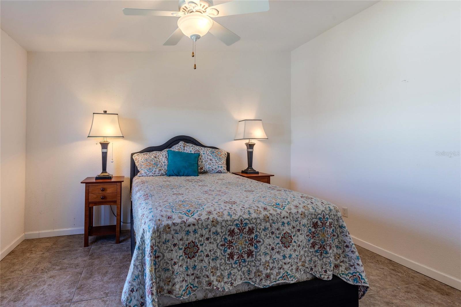 Image 31 of 52 For 2100 Kings Highway Lane 1064