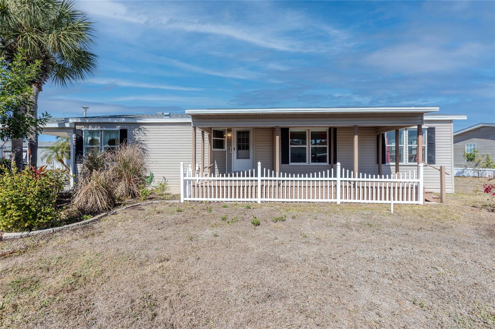 Image 5 of 52 For 2100 Kings Highway Lane 1064