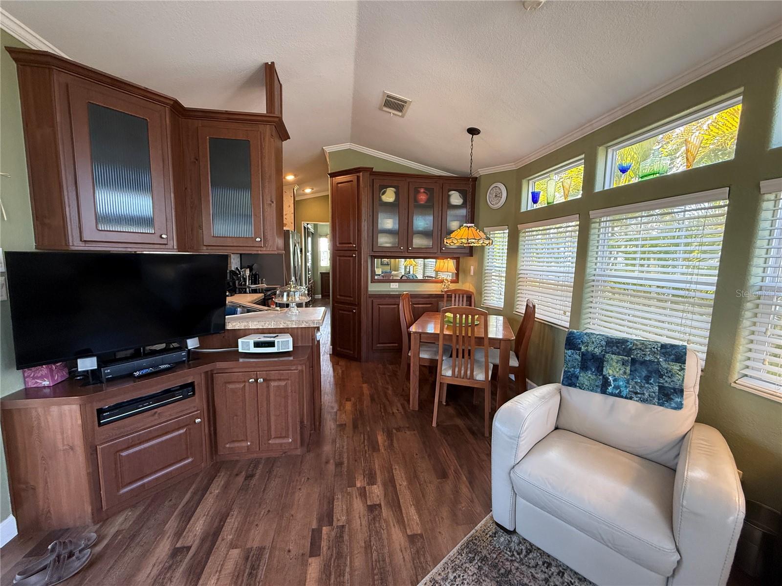 Image 4 of 17 For 6800 Golf Course Boulevard P12