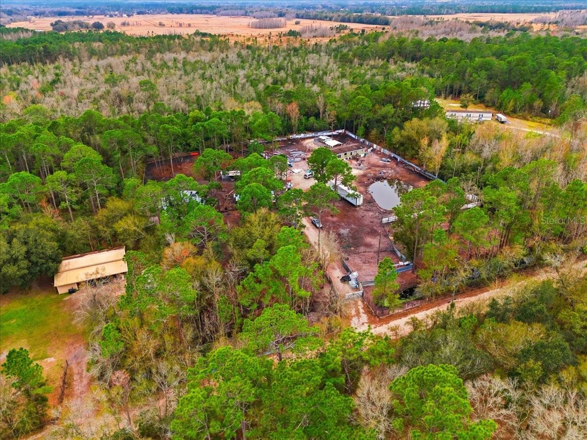 Image 3 of 20 For 6963 Sugarbush Lane