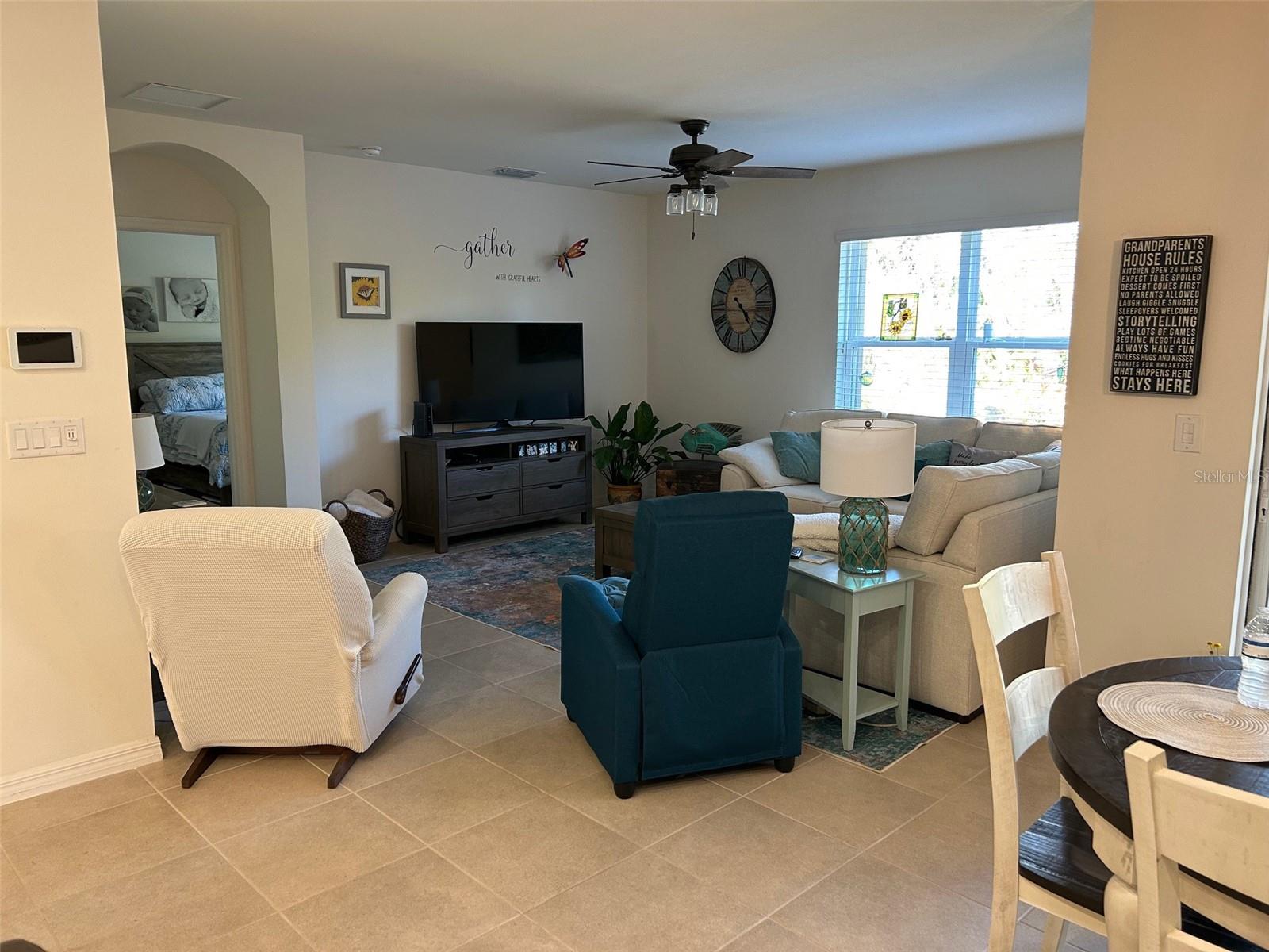 Image 5 of 48 For 7580 Mikasa Drive