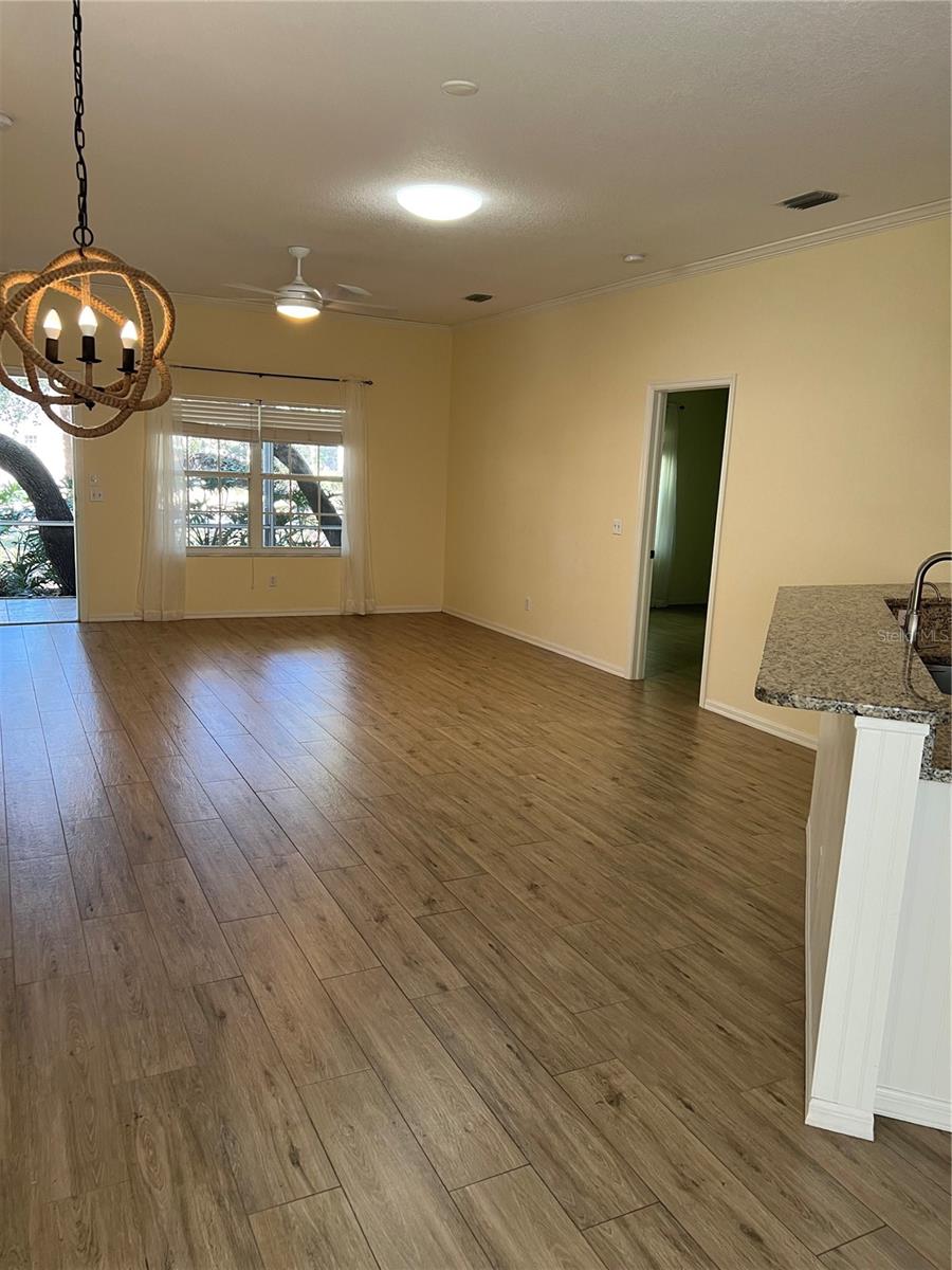 Image 4 of 28 For 1248 Green Oak Trail