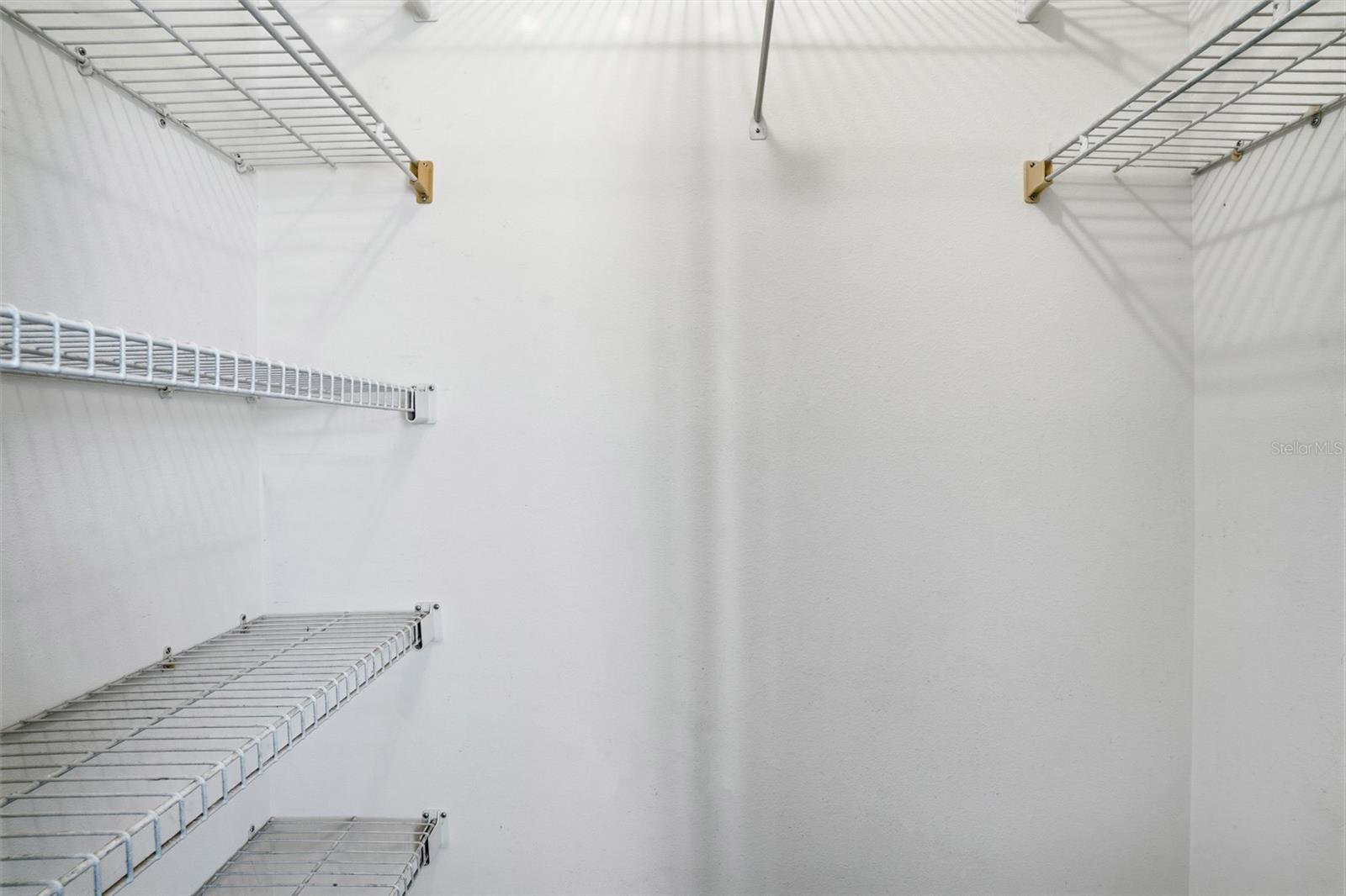 Image 33 of 47 For 9270 Lake Park Drive 201