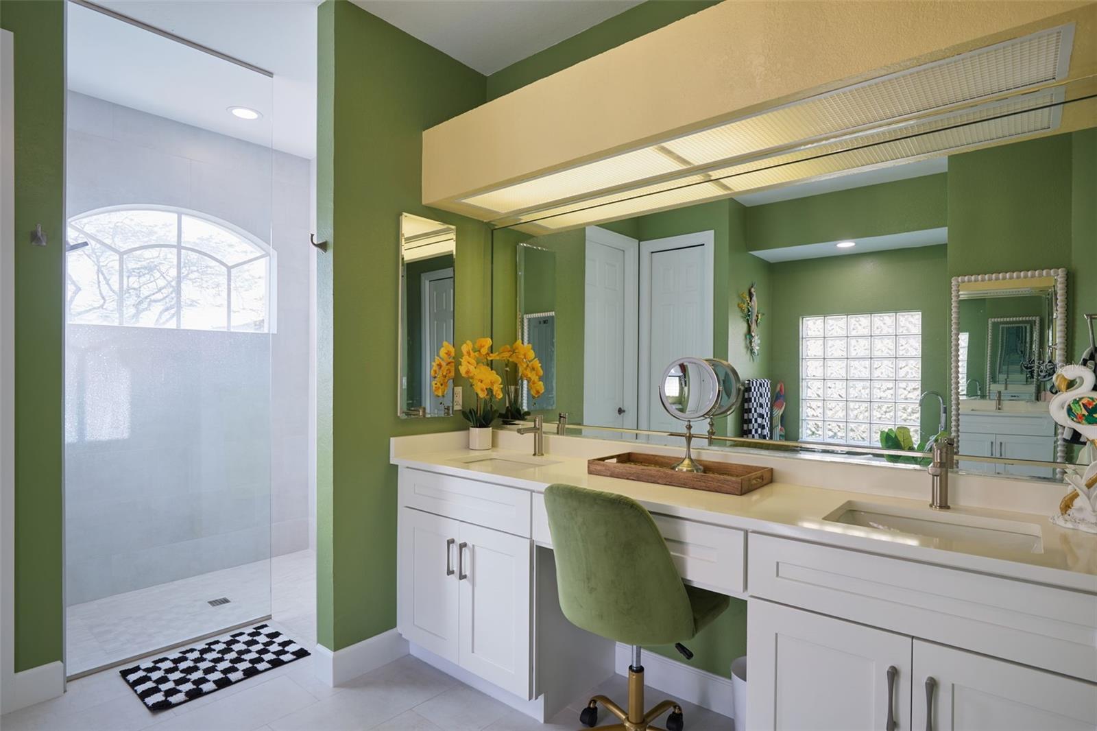 Image 21 of 40 For 8500 Southwind Bay Circle