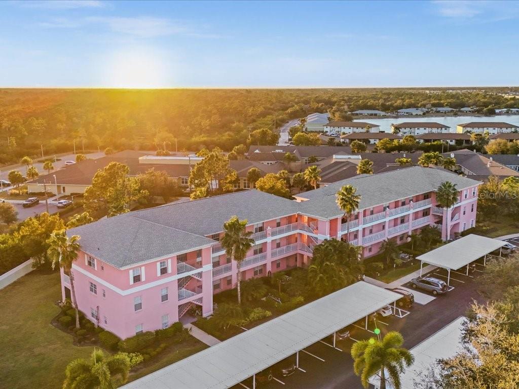 Image 25 of 34 For 2061 Willow Hammock Circle 205