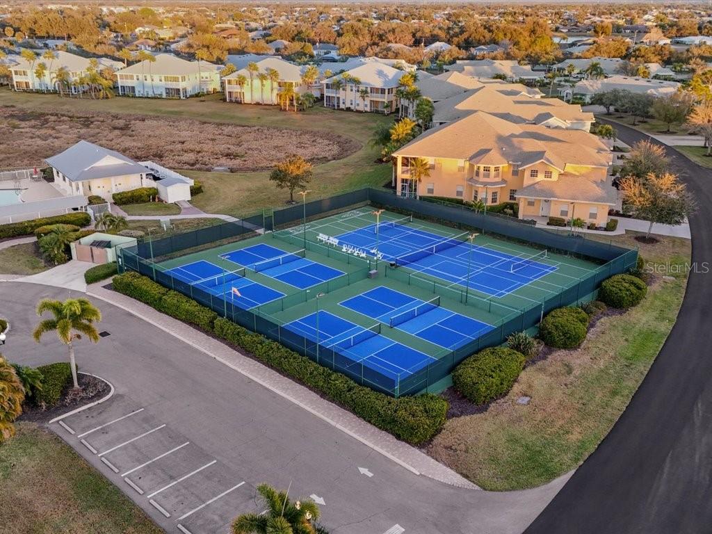 Image 33 of 34 For 2061 Willow Hammock Circle 205