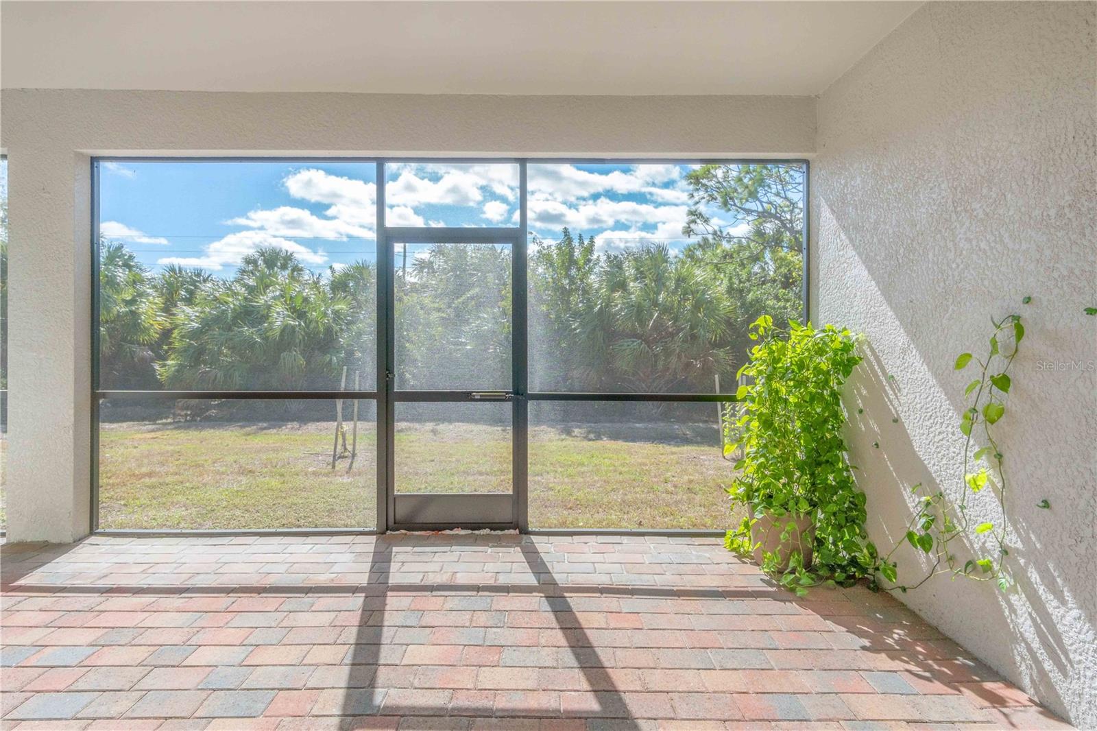 Image 63 of 76 For 14193 Fort Myers Avenue