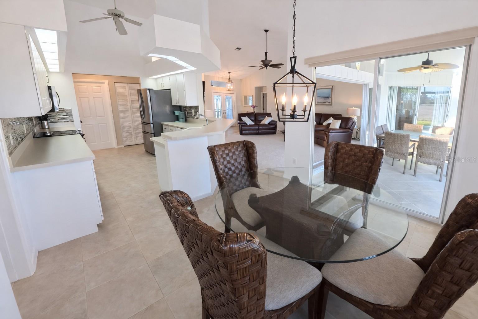 Image 17 of 38 For 46 Sportsman Court