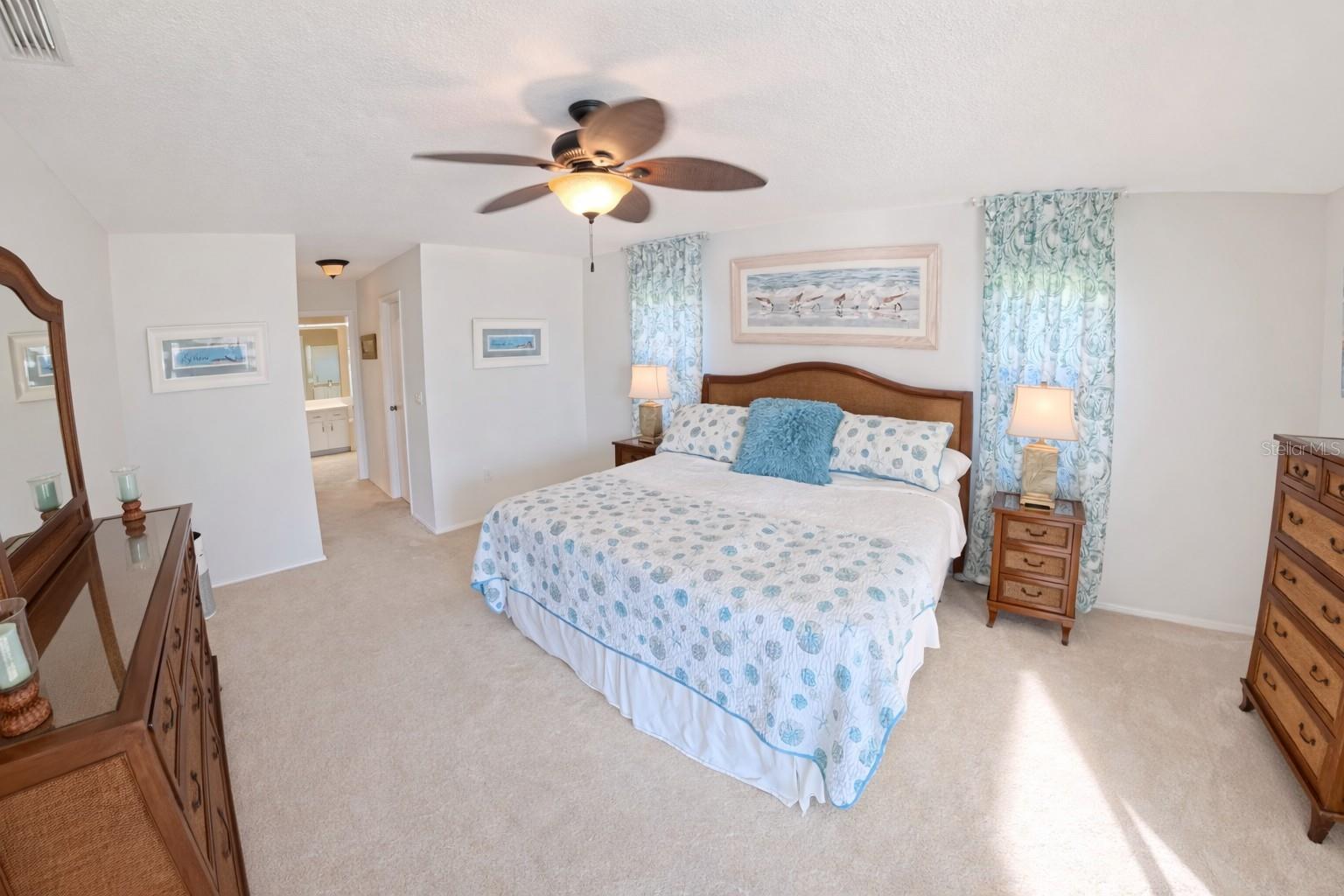 Image 19 of 38 For 46 Sportsman Court