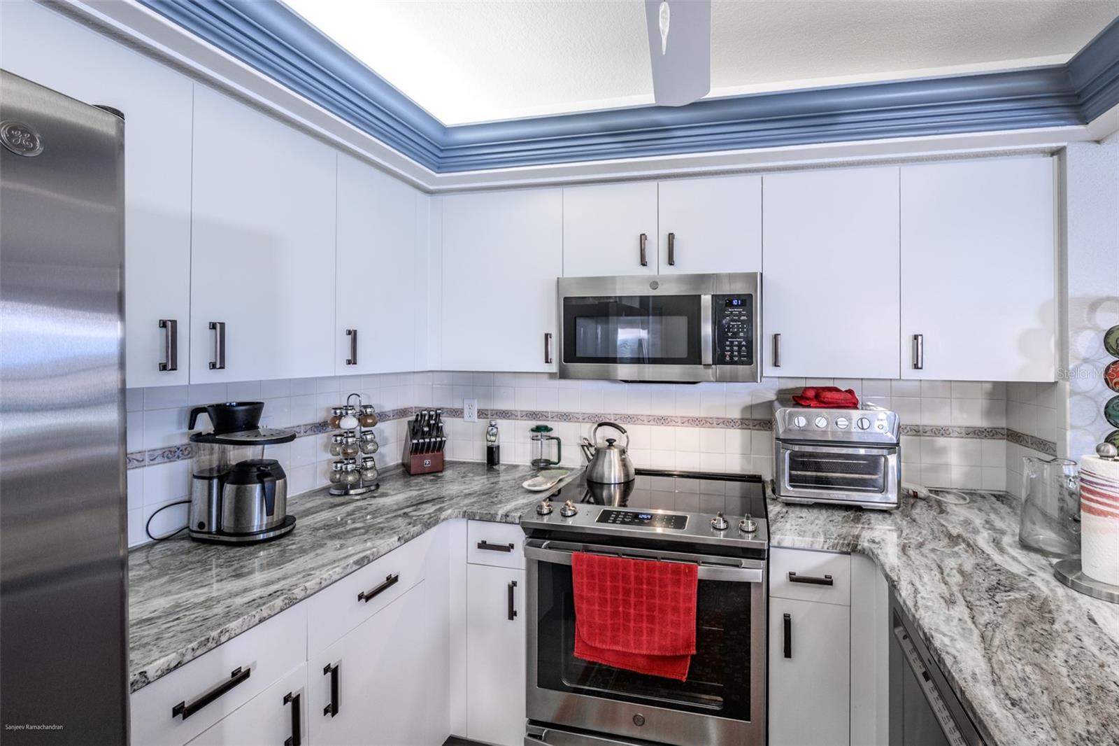 Image 14 of 58 For 4000 Bal Harbor Boulevard 127