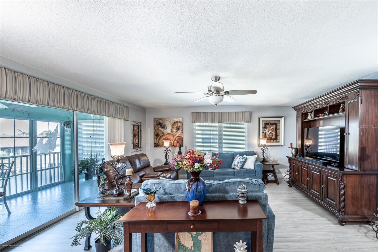 Image 19 of 58 For 4000 Bal Harbor Boulevard 127