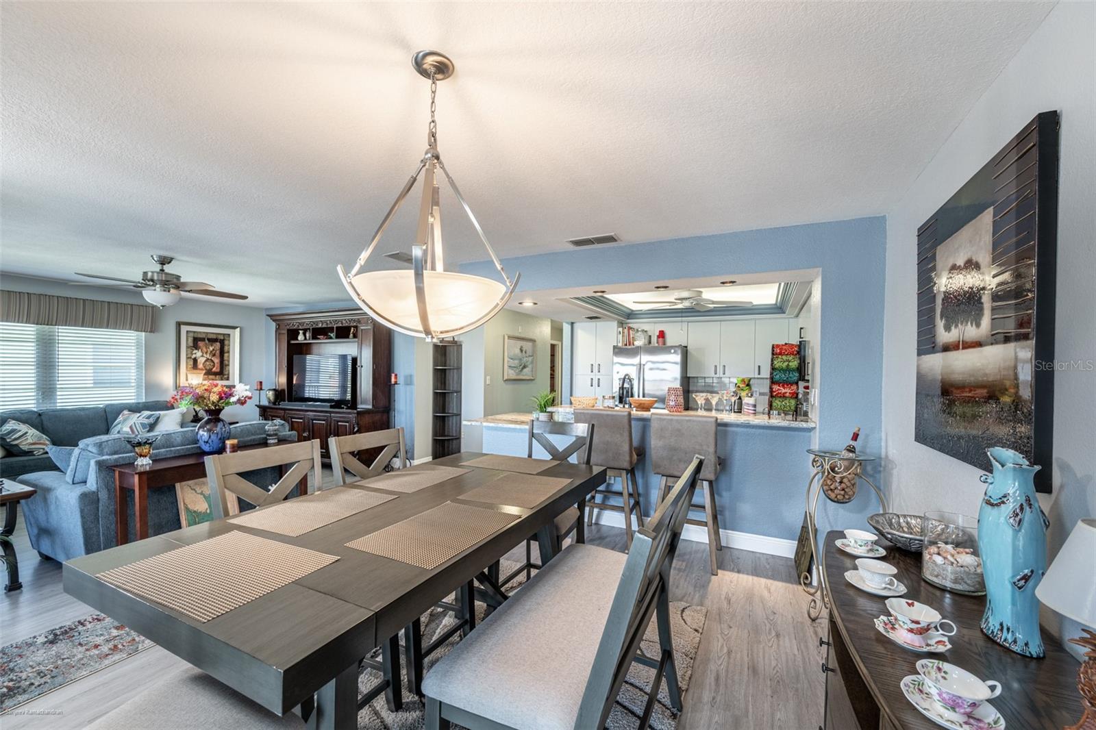 Image 23 of 58 For 4000 Bal Harbor Boulevard 127