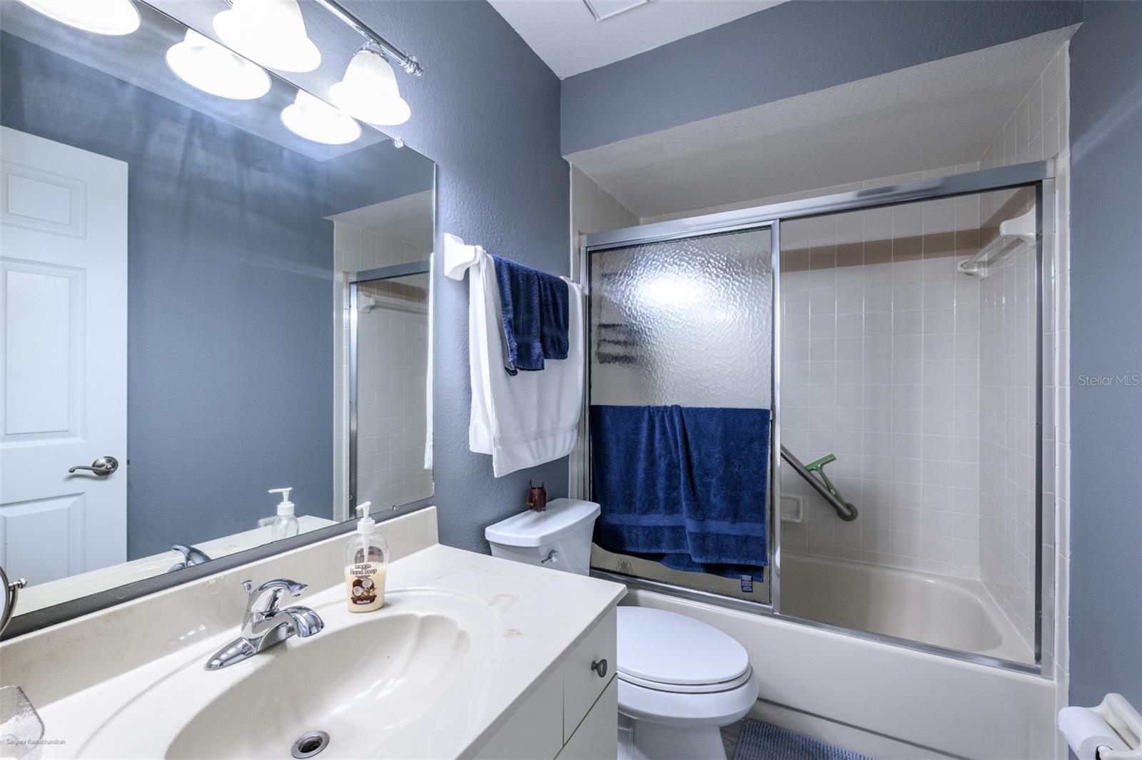 Image 31 of 58 For 4000 Bal Harbor Boulevard 127