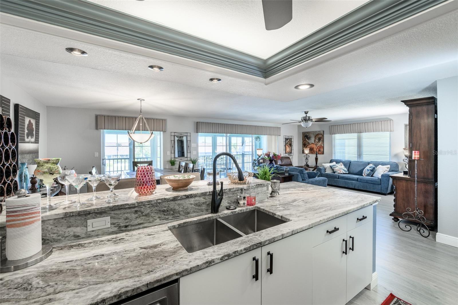 Image 5 of 58 For 4000 Bal Harbor Boulevard 127