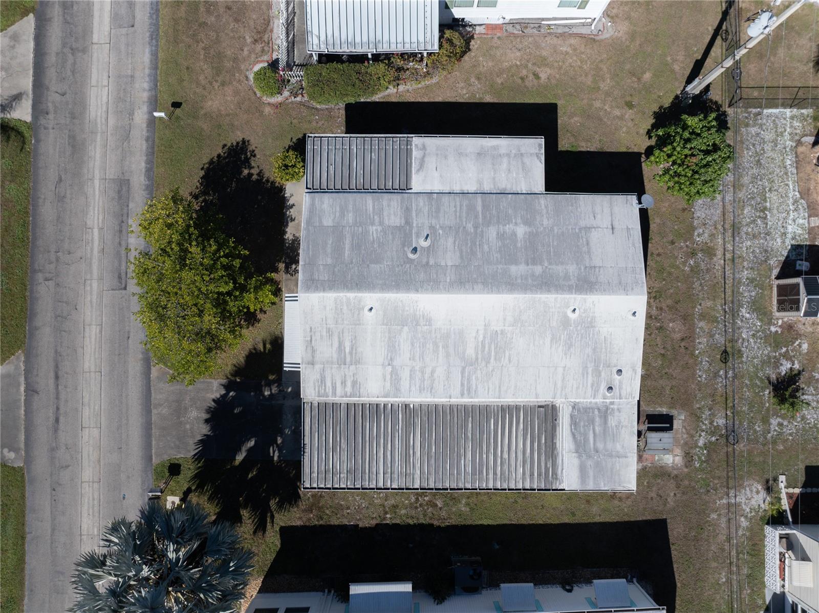 Image 13 of 41 For 205 Carriage Lane