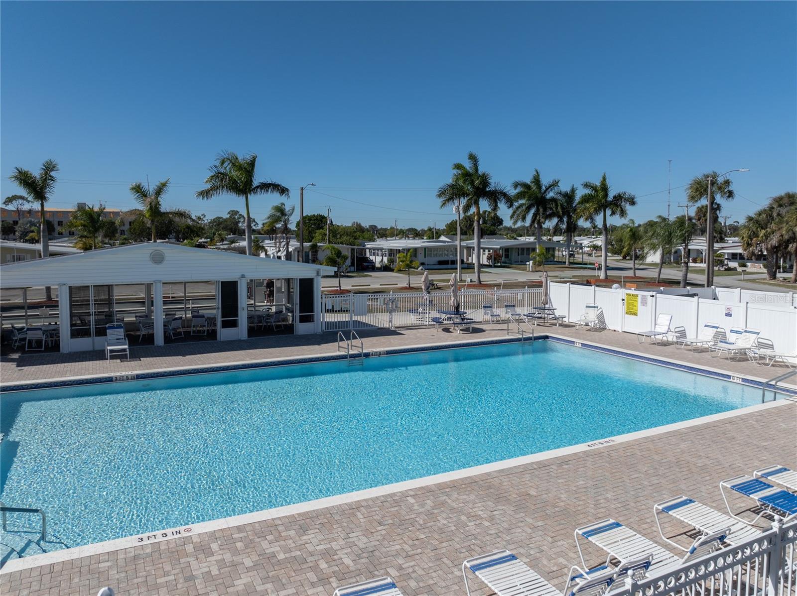 Image 6 of 41 For 205 Carriage Lane