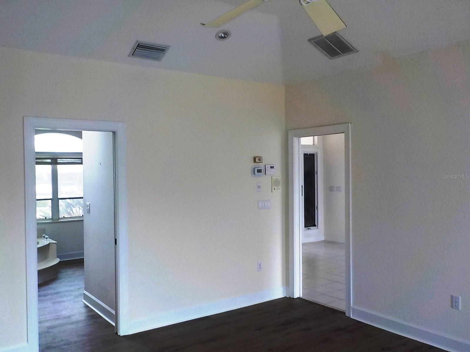 Image 23 of 41 For 147 Hibiscus Drive