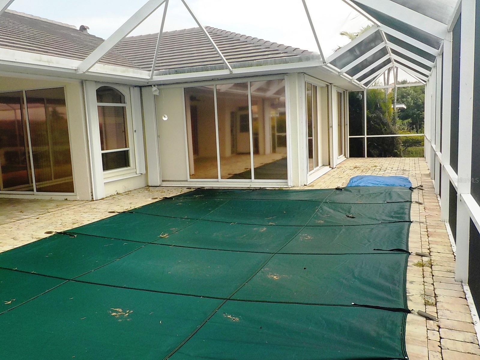 Image 34 of 41 For 147 Hibiscus Drive