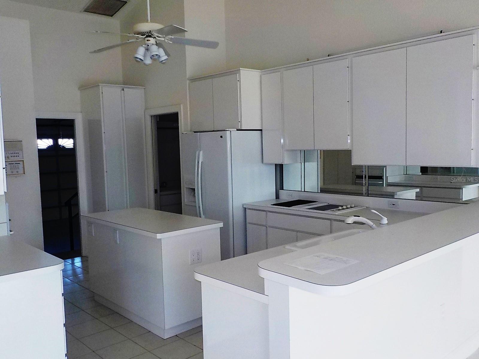 Image 5 of 41 For 147 Hibiscus Drive