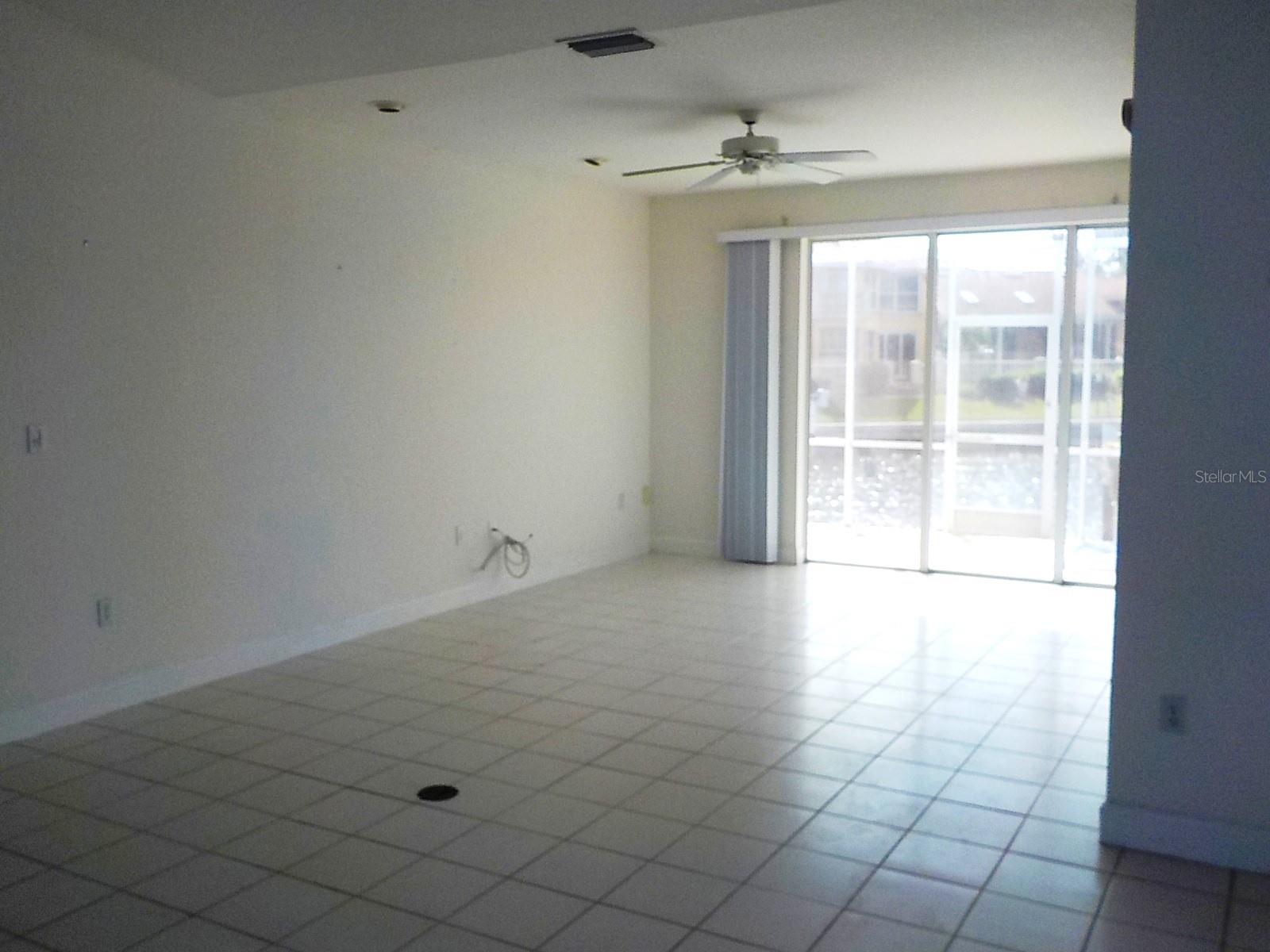 Image 8 of 41 For 147 Hibiscus Drive