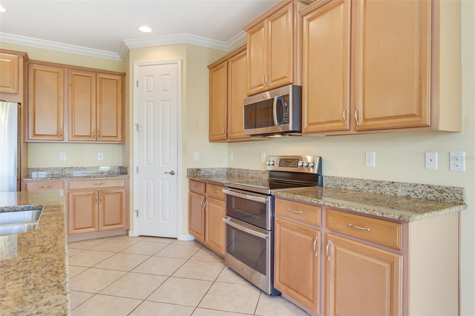 Image 15 of 39 For 7486 Talon Bay Drive