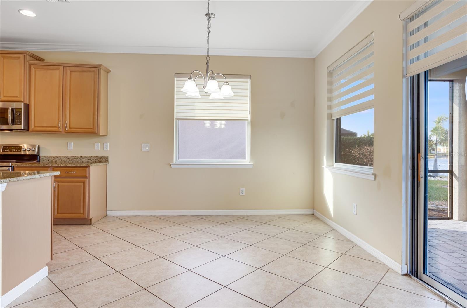 Image 19 of 39 For 7486 Talon Bay Drive