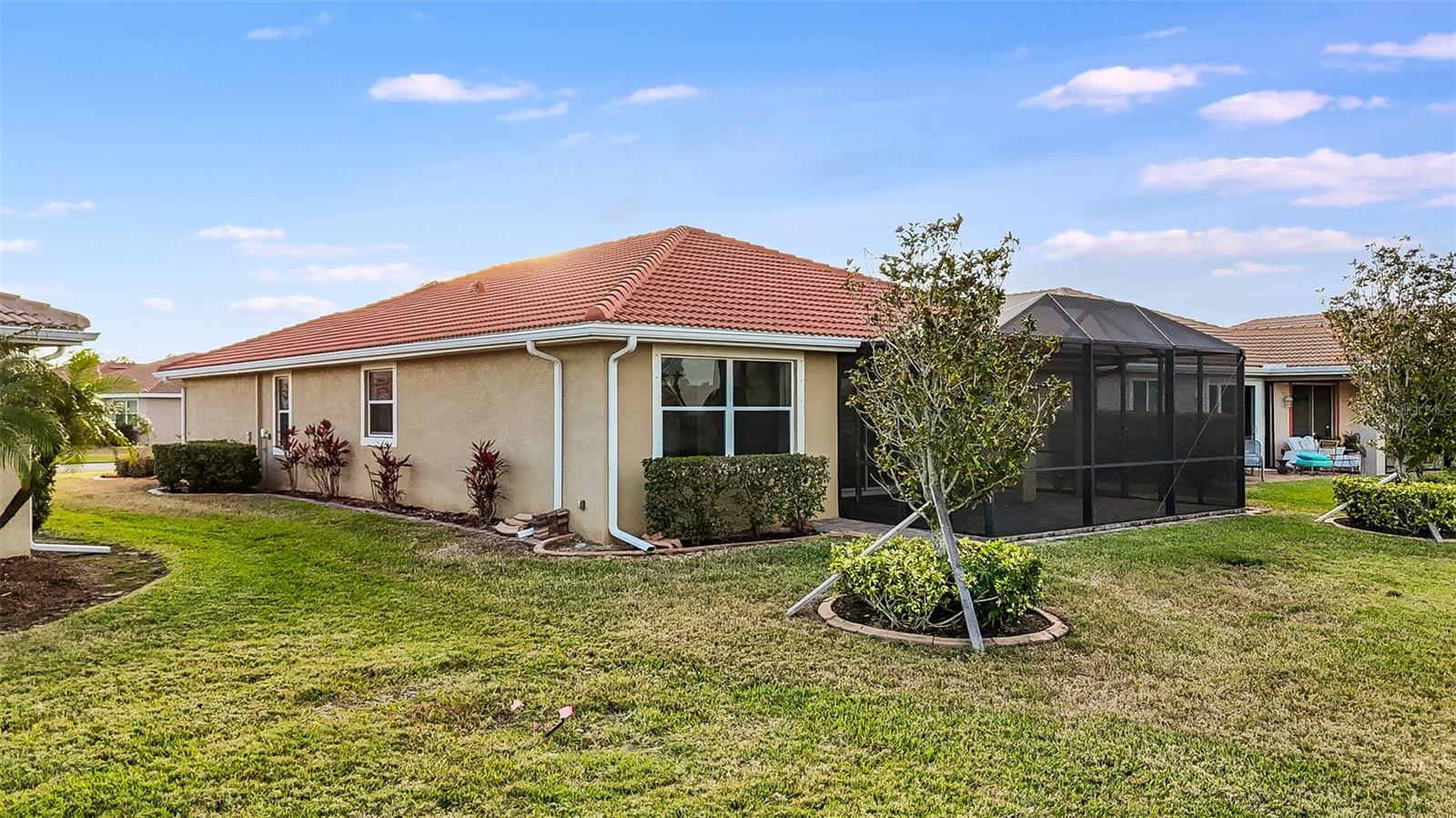 Image 33 of 39 For 7486 Talon Bay Drive