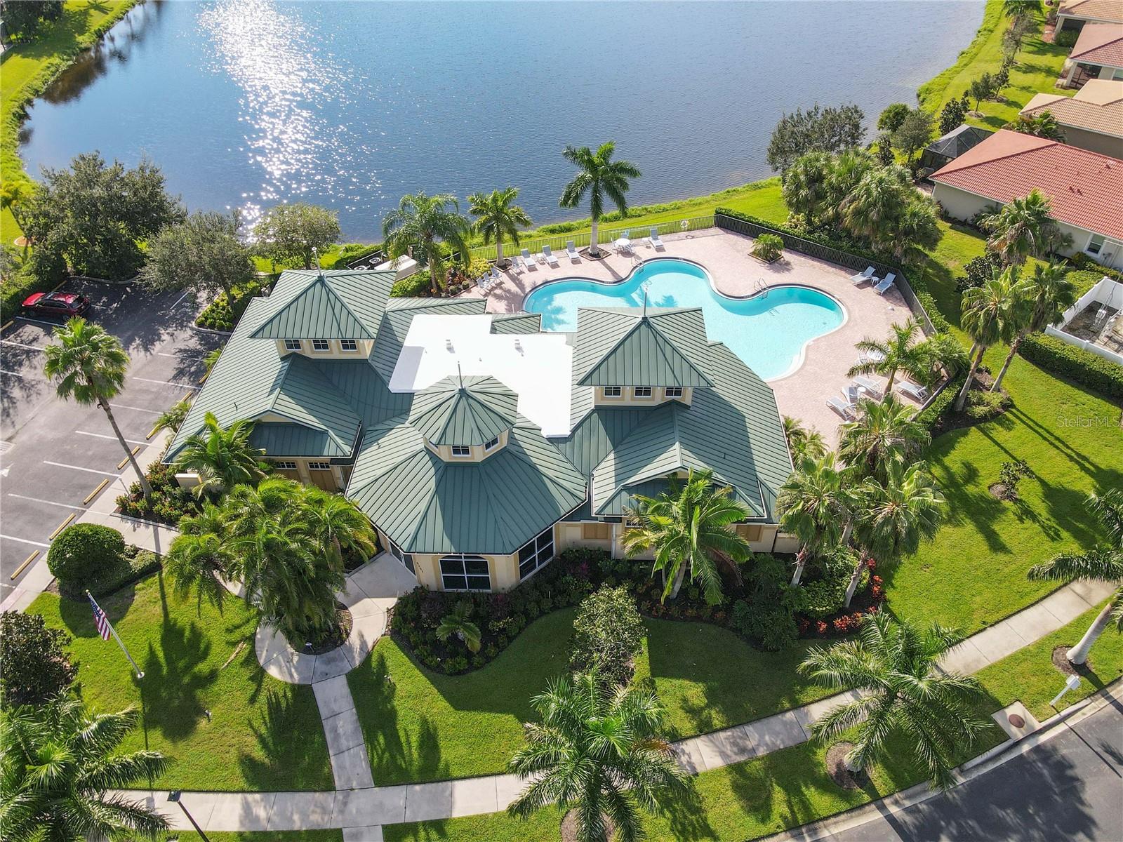 Image 35 of 39 For 7486 Talon Bay Drive