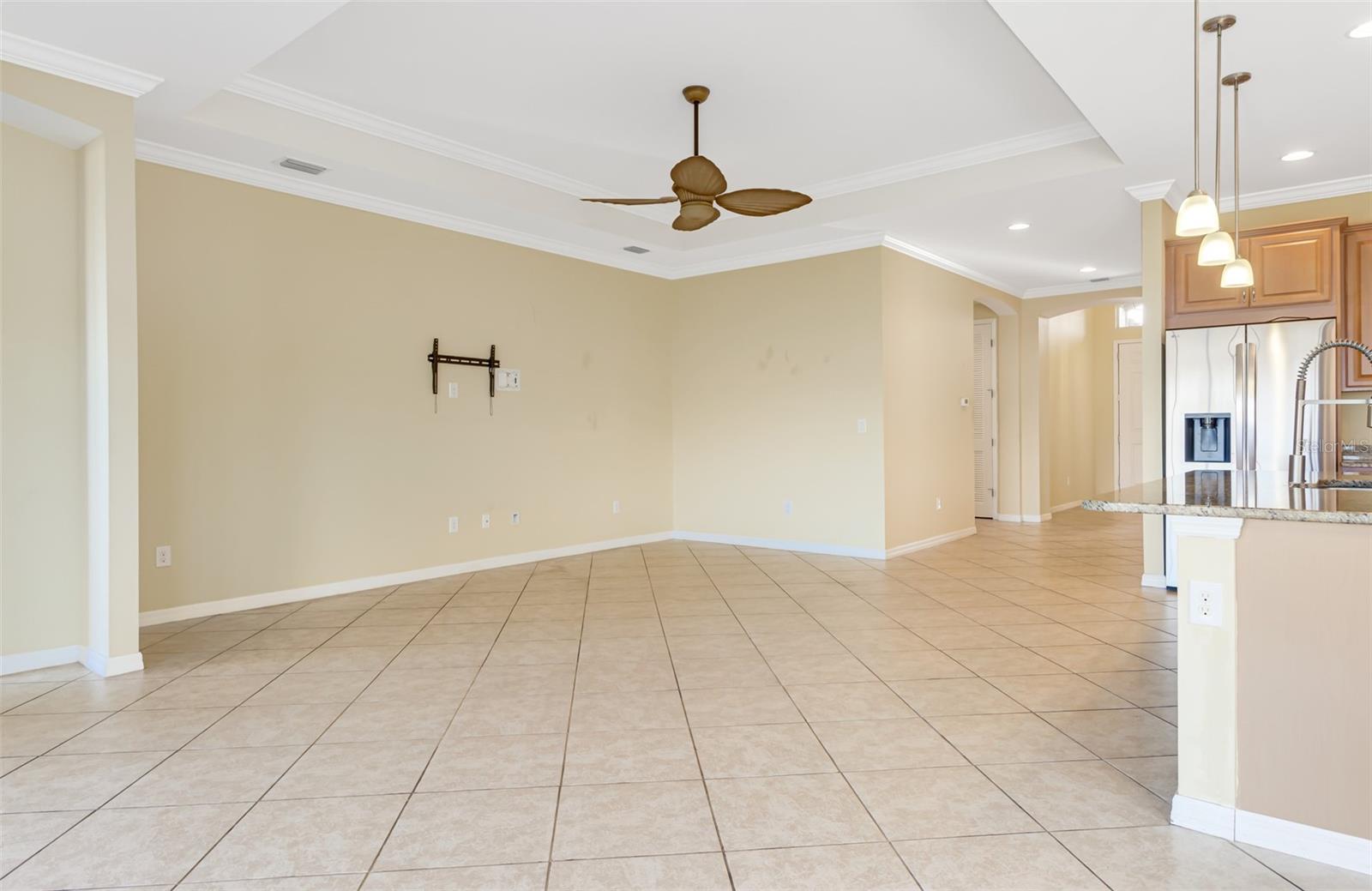 Image 9 of 39 For 7486 Talon Bay Drive