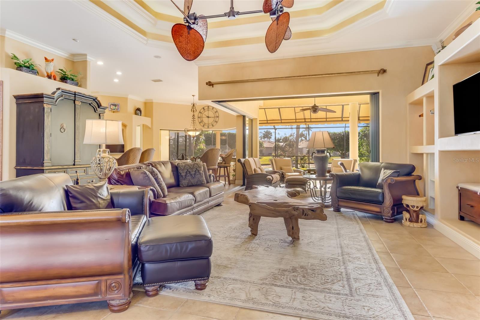 Image 10 of 54 For 2218 Silver Palm Road