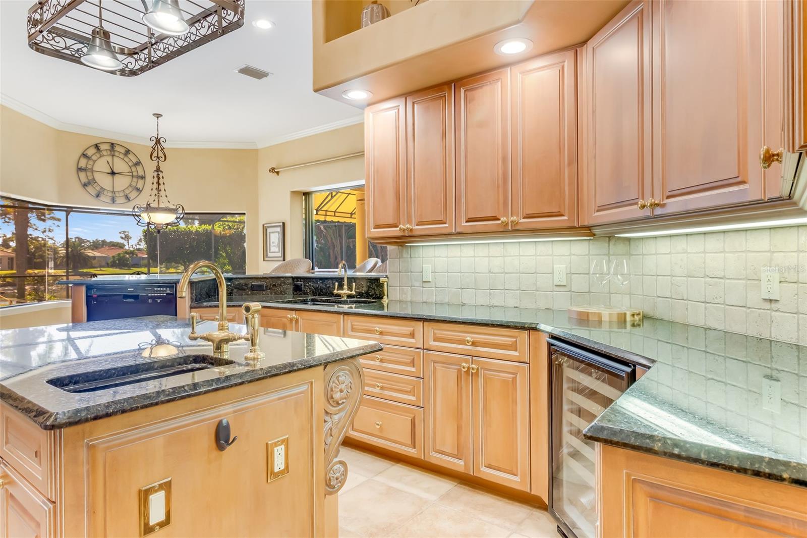 Image 21 of 54 For 2218 Silver Palm Road