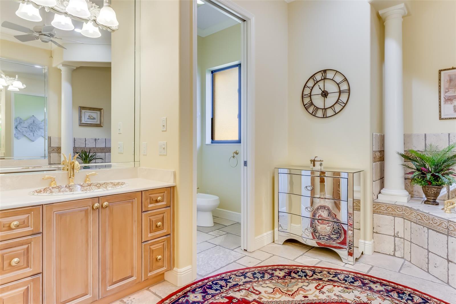 Image 28 of 54 For 2218 Silver Palm Road