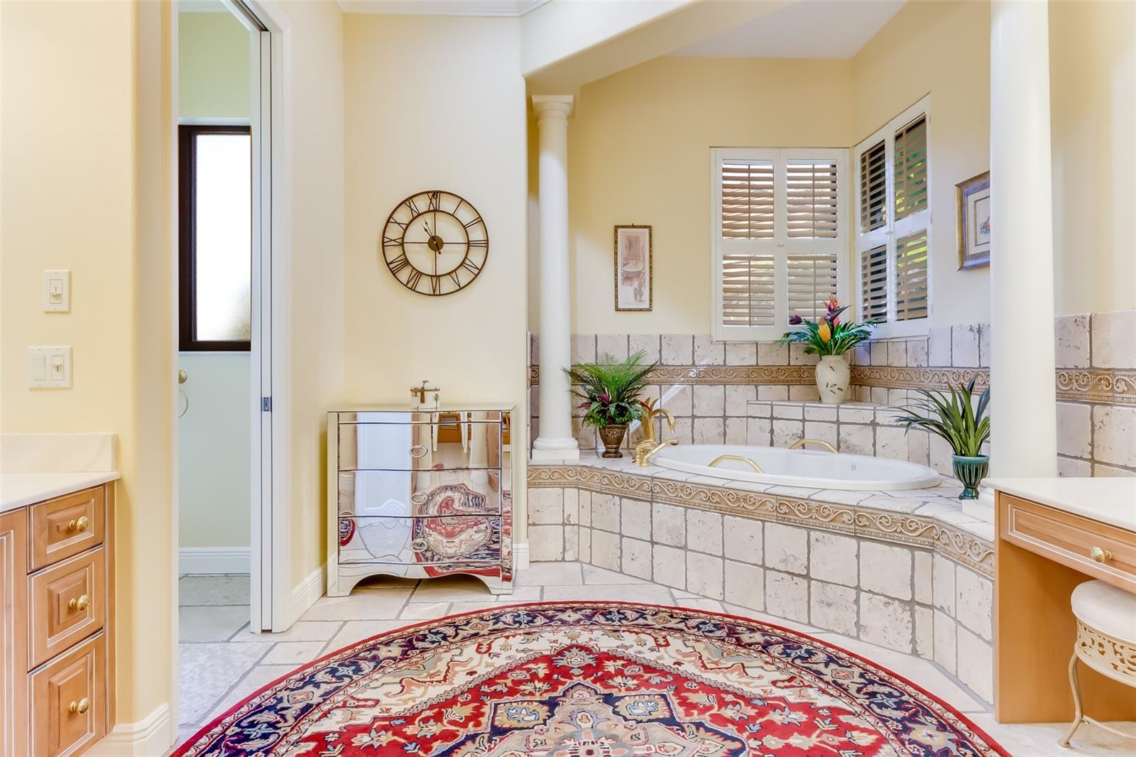 Image 29 of 54 For 2218 Silver Palm Road