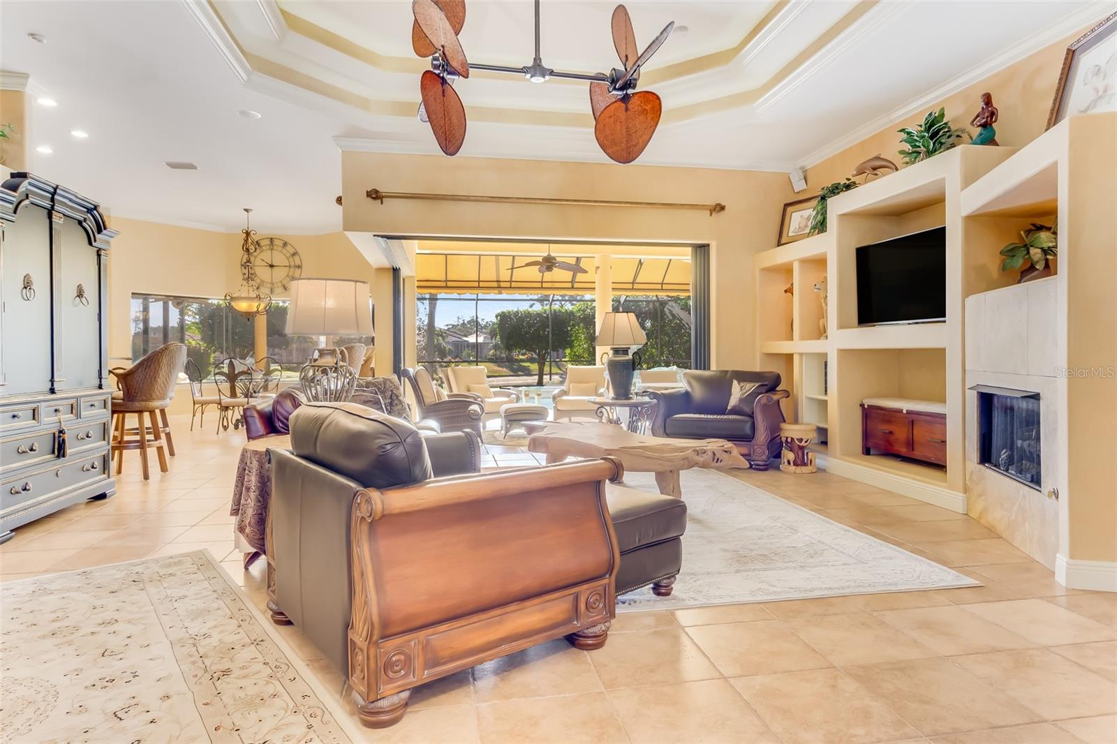 Image 9 of 54 For 2218 Silver Palm Road