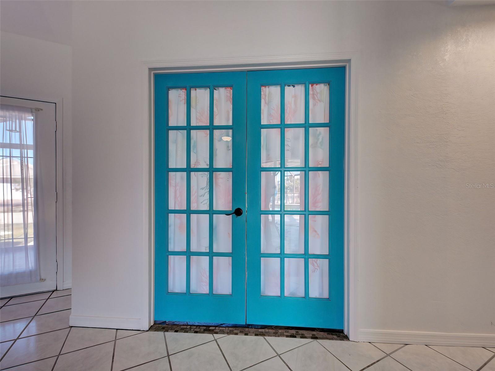 Image 15 of 79 For 2301 Via Veneto Drive