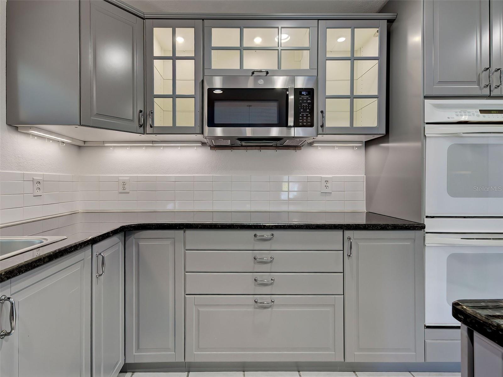 Image 24 of 79 For 2301 Via Veneto Drive