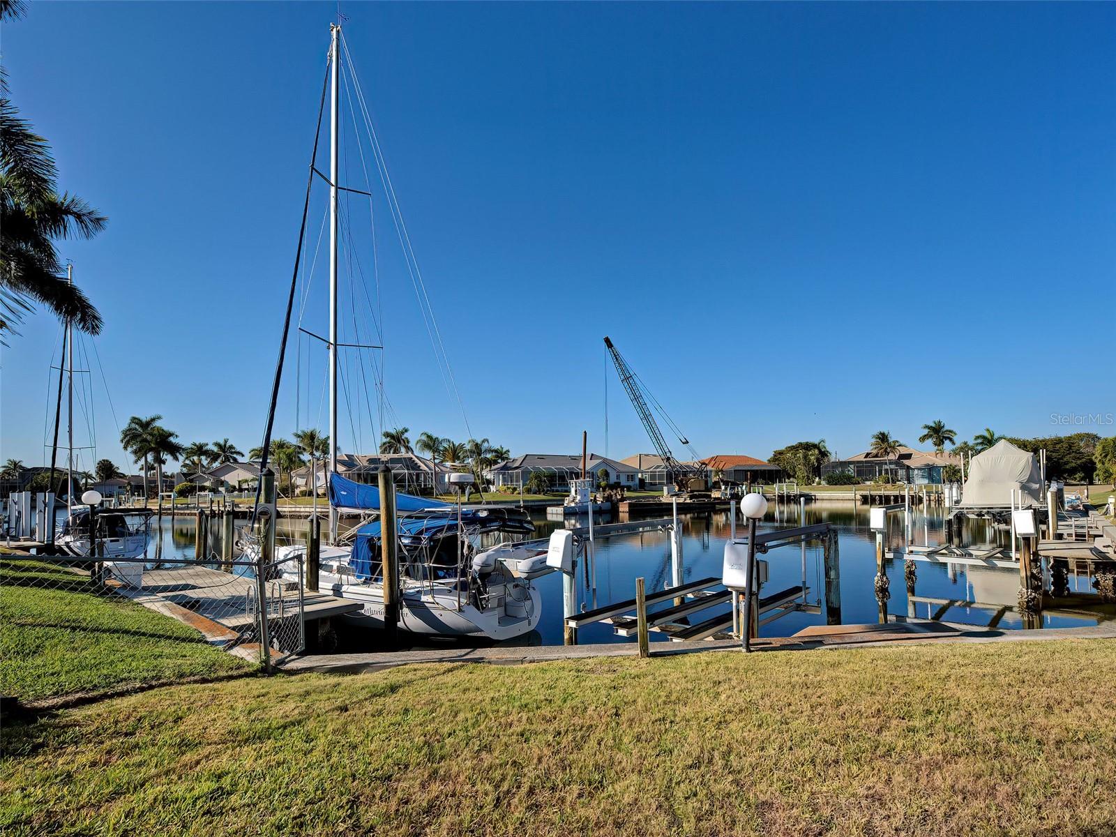 Image 5 of 79 For 2301 Via Veneto Drive