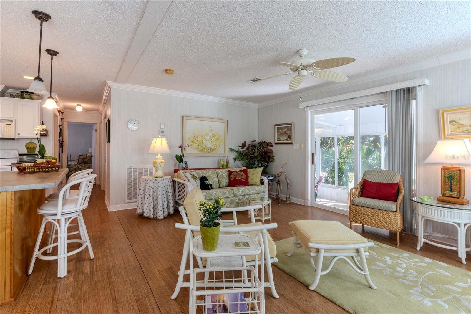 Image 12 of 59 For 2100 Kings Highway 52