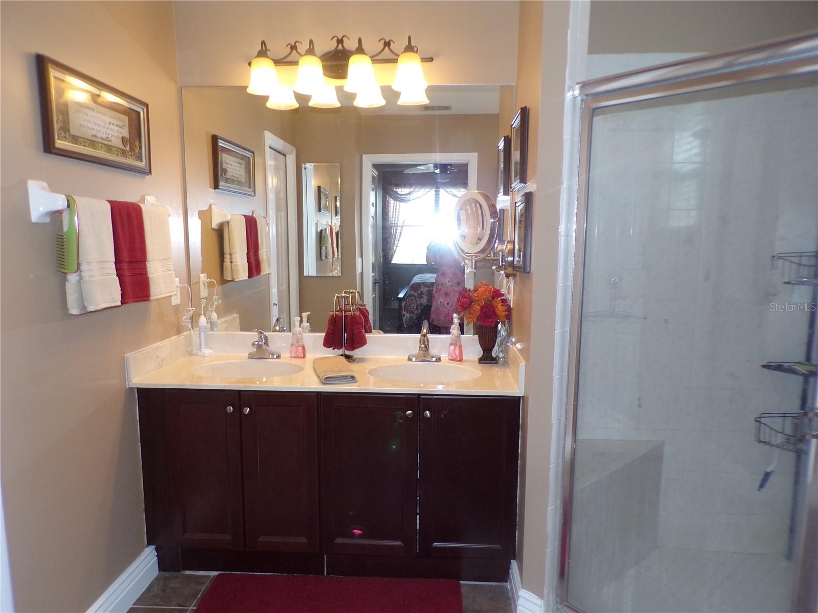 Image 20 of 58 For 2002 Bal Harbor Boulevard 1711