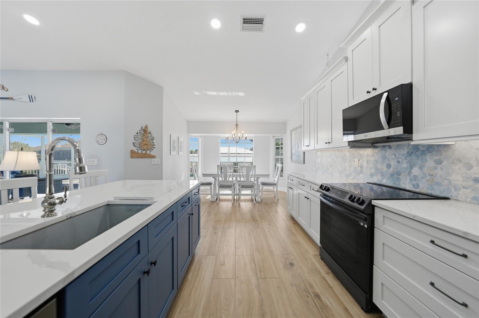 Image 12 of 48 For 521 Peeples Drive