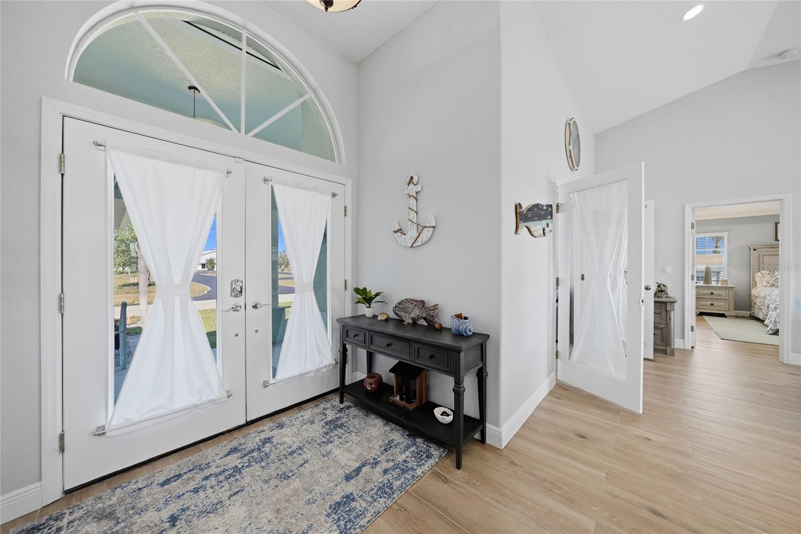 Image 5 of 48 For 521 Peeples Drive