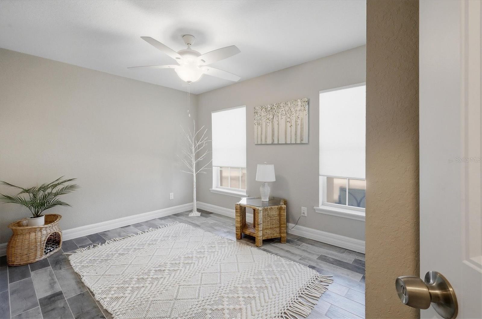 Image 8 of 33 For 106 Red Cedar Park