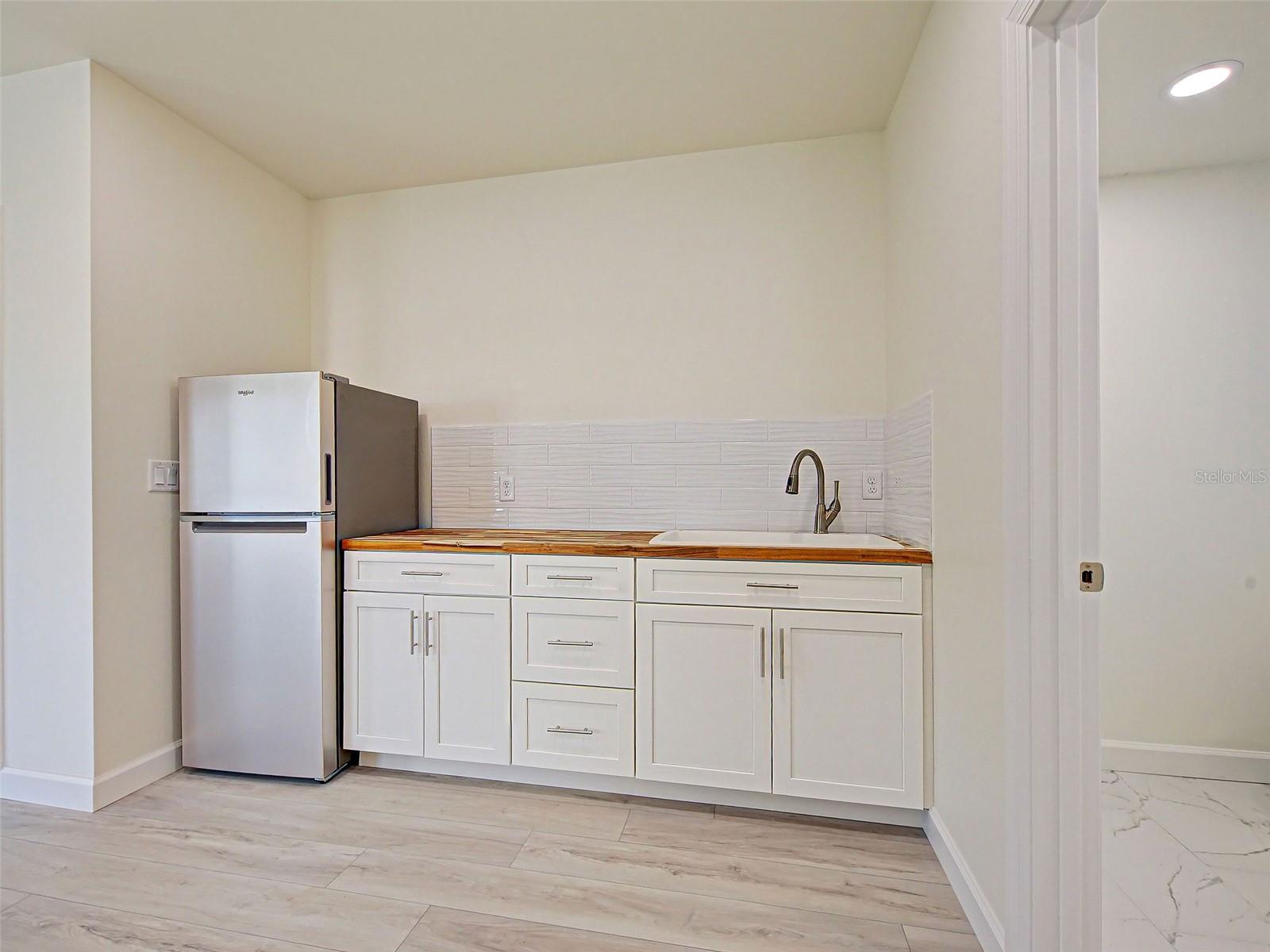 Image 10 of 92 For 13095 Via Cassia