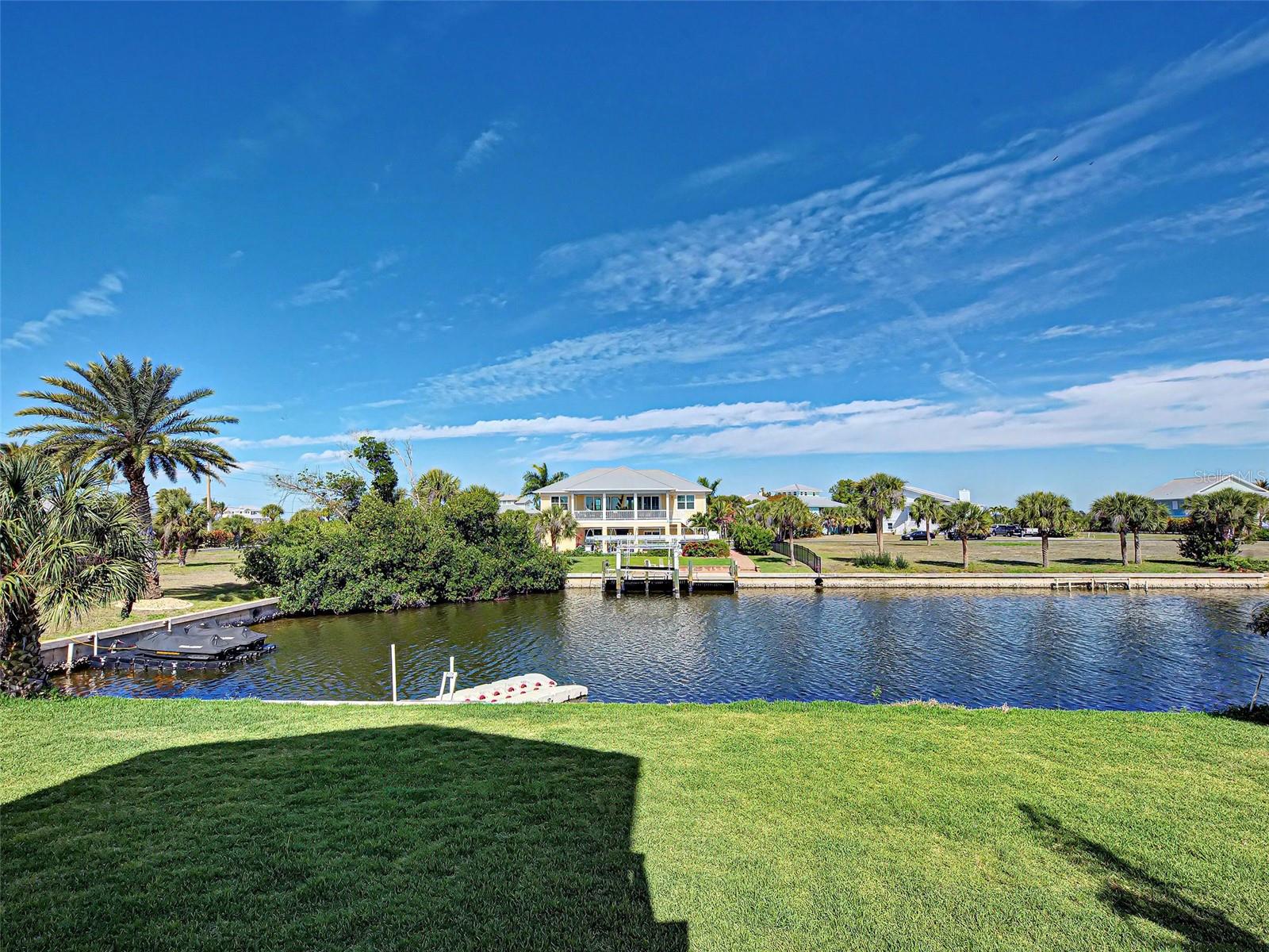 Image 25 of 92 For 13095 Via Cassia