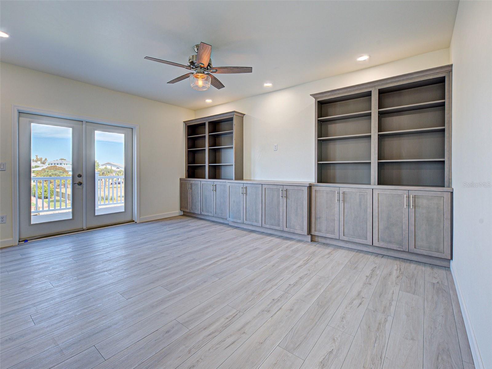 Image 32 of 92 For 13095 Via Cassia