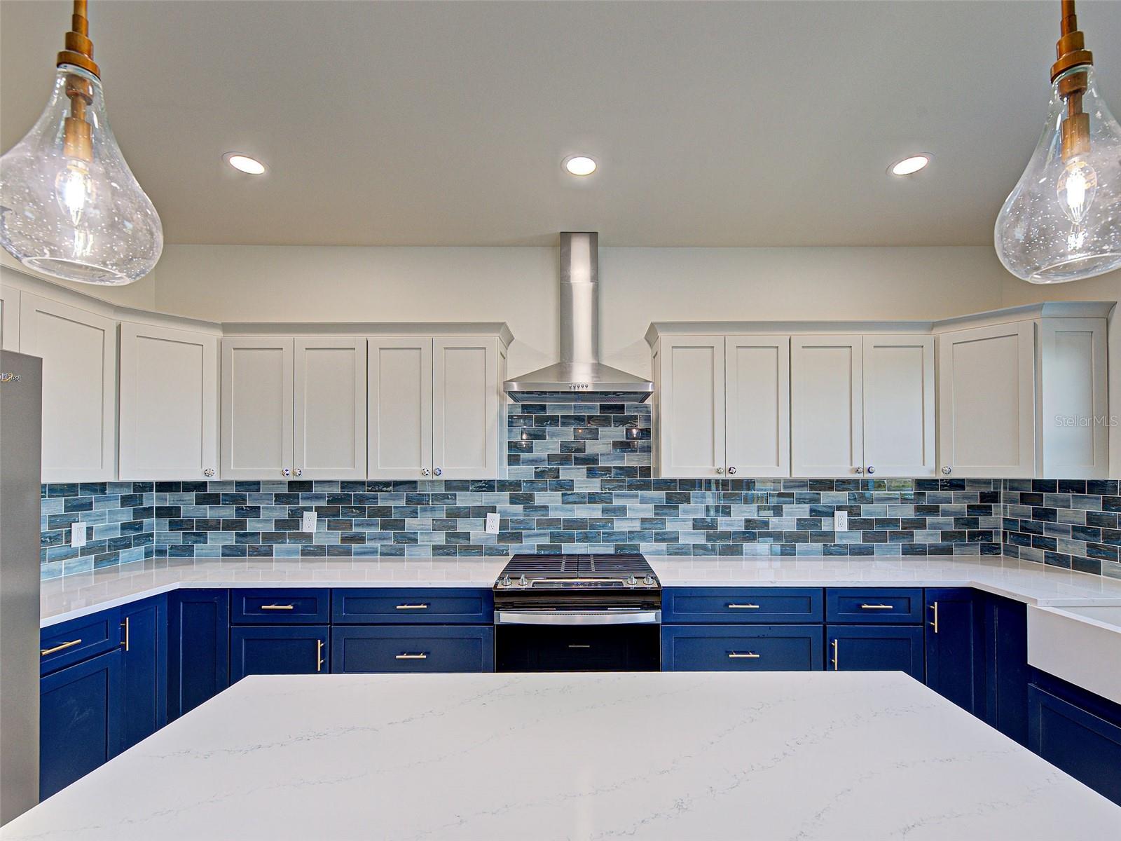 Image 40 of 92 For 13095 Via Cassia