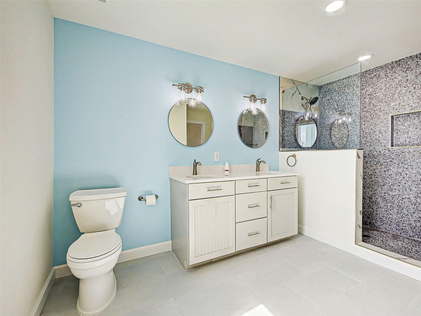 Image 50 of 92 For 13095 Via Cassia