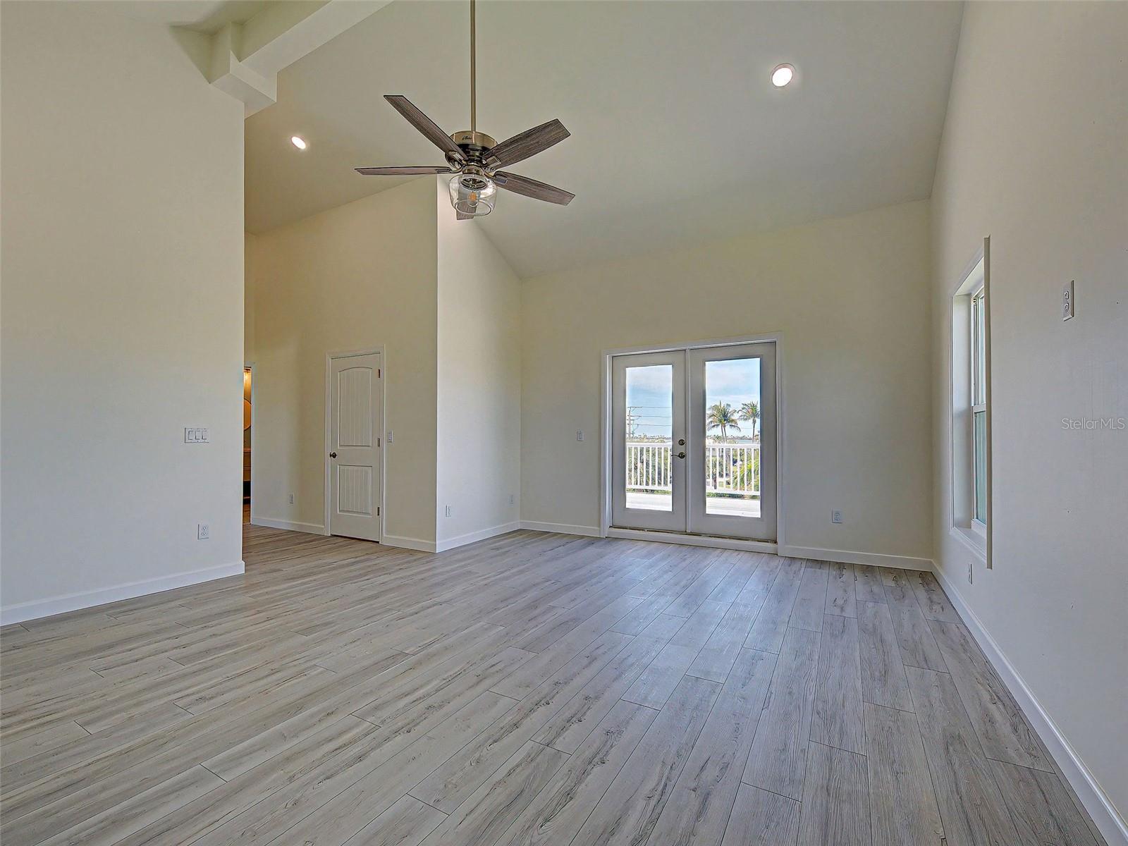 Image 64 of 92 For 13095 Via Cassia